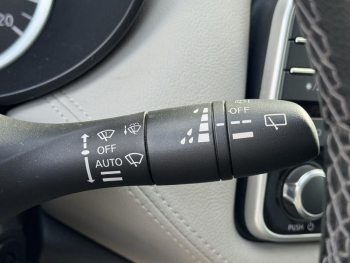 Photo 26 du bon plan NISSAN Micra 1.0 IG-T 92ch Made in France 2021.5 occasion à 13990 €