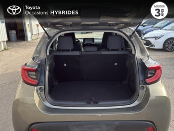 Photo 10 du bon plan TOYOTA Yaris 116h Design 5p MY22 occasion à 22280 €