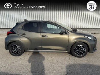 Photo 25 du bon plan TOYOTA Yaris 116h Design 5p MY22 occasion à 22280 €