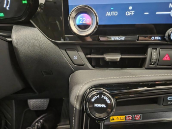 Photo 9 du bon plan LEXUS NX 450h+ 292ch Luxe 4WD MY26 occasion à 54900 €