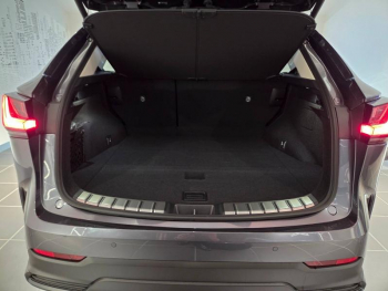 Photo 14 du bon plan LEXUS NX 450h+ 292ch Luxe 4WD MY26 occasion à 54900 €