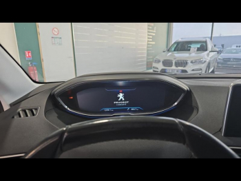 Photo 7 du bon plan PEUGEOT 3008 1.2 PureTech 130ch Allure S&S occasion à 9380 €