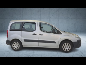 Photo 3 du bon plan PEUGEOT Partner Tepee 1.6 HDi92 FAP Family occasion à 7490 €