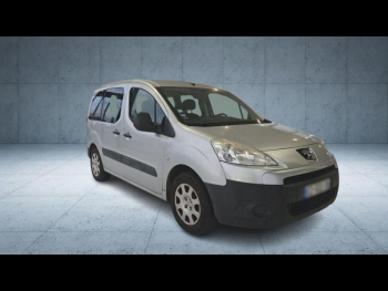 Photo 4 du bon plan PEUGEOT Partner Tepee 1.6 HDi92 FAP Family occasion à 7490 €