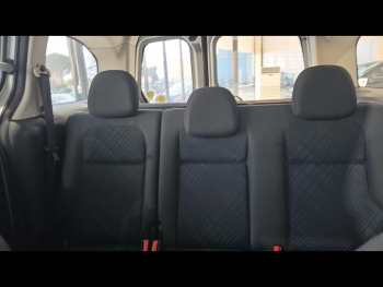 Photo 7 du bon plan PEUGEOT Partner Tepee 1.6 HDi92 FAP Family occasion à 7490 €