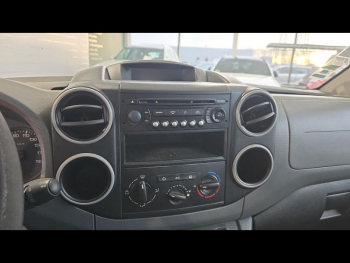 Photo 8 du bon plan PEUGEOT Partner Tepee 1.6 HDi92 FAP Family occasion à 7490 €