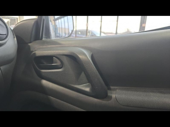 Photo 21 du bon plan PEUGEOT Partner Tepee 1.6 HDi92 FAP Family occasion à 7490 €