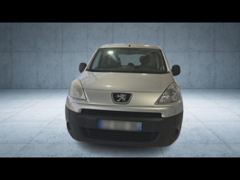 Photo 22 du bon plan PEUGEOT Partner Tepee 1.6 HDi92 FAP Family occasion à 7490 €