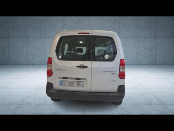 Photo 23 du bon plan PEUGEOT Partner Tepee 1.6 HDi92 FAP Family occasion à 7490 €