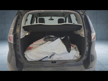 Photo 13 du bon plan RENAULT Scenic 1.5 dCi 110ch energy Business ecoÂ² occasion à 5990 €