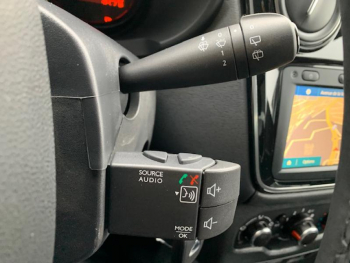 Photo 19 du bon plan DACIA Lodgy 1.3 TCe 130ch FAP Stepway 5 places E6D-Full occasion à 12490 €