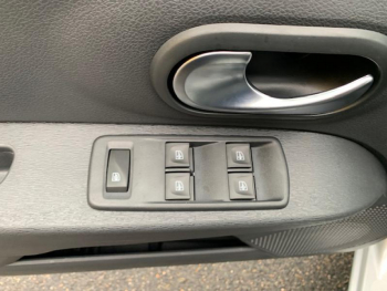 Photo 25 du bon plan DACIA Lodgy 1.3 TCe 130ch FAP Stepway 5 places E6D-Full occasion à 12490 €