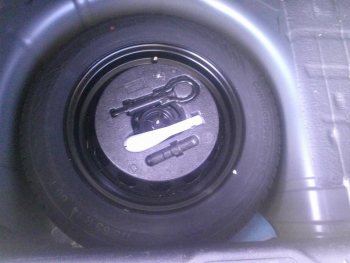 Photo 25 du bon plan FORD Fiesta 1.0 Flexifuel 95ch Titanium Business 5p occasion à 14900 €