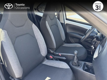 Photo 15 du bon plan TOYOTA Aygo X 1.0 VVT-i 72ch Active occasion à 11990 €