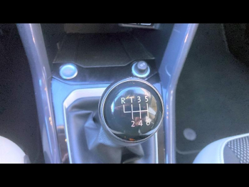 Photo 21 du bon plan VOLKSWAGEN T-Roc 1.5 TSI EVO 150ch Carat Euro6d-T occasion à 19900 €