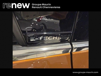 Photo 28 du bon plan RENAULT Captur 1.6 E-Tech hybride rechargeable 160ch Intens -21 occasion à 16990 €