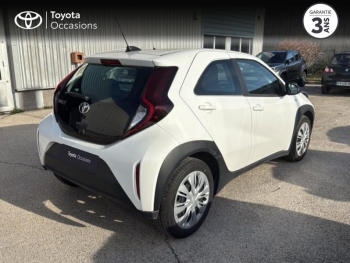 Photo 18 du bon plan TOYOTA Aygo X 1.0 VVT-i 72ch Dynamic MY23 occasion à 14190 €