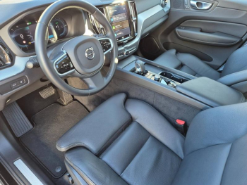 Photo 5 du bon plan VOLVO XC60 T6 Hybride Rechargeable 253 + 145ch Plus Style Dark Geartronic 8 AWD occasion à 52900 €