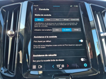 Photo 19 du bon plan VOLVO XC60 T6 Hybride Rechargeable 253 + 145ch Plus Style Dark Geartronic 8 AWD occasion à 52900 €