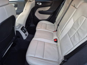 Photo 10 du bon plan VOLVO XC40 T4 Recharge 129 + 82ch Inscription Luxe DCT 7 occasion à 26990 €