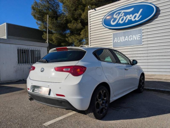 Photo 4 du bon plan ALFA ROMEO Giulietta 1.4 TB MultiAir 150ch Sportiva Stop&Start occasion à 11990 €