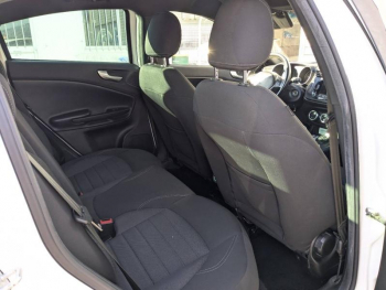 Photo 13 du bon plan ALFA ROMEO Giulietta 1.4 TB MultiAir 150ch Sportiva Stop&Start occasion à 11990 €