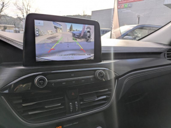 Photo 22 du bon plan FORD Kuga 2.5 Duratec 225ch PHEV Vignale BVA occasion à 22843 €