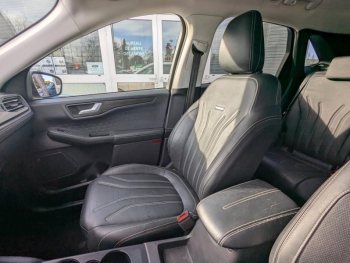 Photo 26 du bon plan FORD Kuga 2.5 Duratec 225ch PHEV Vignale BVA occasion à 22843 €