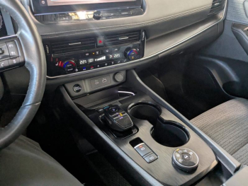 Photo 16 du bon plan NISSAN X-Trail e-4orce 213ch N-Connecta 7 places occasion à 32990 €