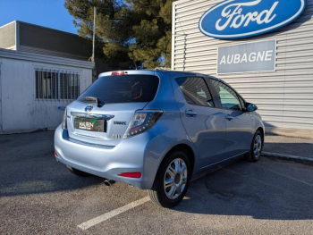 Photo 4 du bon plan TOYOTA Yaris HSD 100h Dynamic 5p occasion à 8990 €