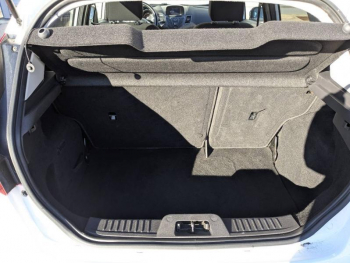 Photo 16 du bon plan FORD Fiesta 1.25 82ch Edition 5p occasion à 7490 €