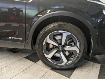 Photo 5 du bon plan NISSAN Qashqai e-POWER 190ch Business Edition 2022 occasion à 27490 €
