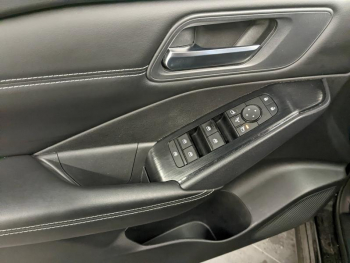 Photo 18 du bon plan NISSAN Qashqai e-POWER 190ch Business Edition 2022 occasion à 27490 €