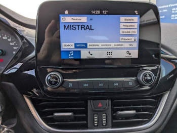 Photo 11 du bon plan FORD Fiesta 1.1 85ch Trend 5p occasion à 9990 €