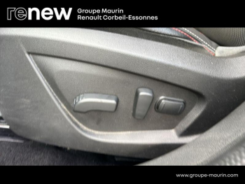 Photo 19 du bon plan RENAULT Arkana 1.6 E-Tech 145ch RS Line -21B occasion à 18989 €