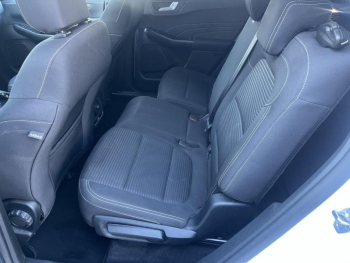 Photo 13 du bon plan FORD Kuga 2.5 Duratec 190ch FHEV E85 Titanium BVA occasion à 25970 €