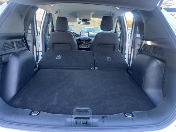 Photo 16 du bon plan FORD Kuga 2.5 Duratec 190ch FHEV E85 Titanium BVA occasion à 25970 €