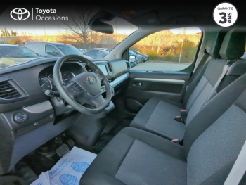 Photo 11 du bon plan TOYOTA ProAce Verso Long 2.0 140 D-4D Dynamic BVA RC22 occasion à 26900 €
