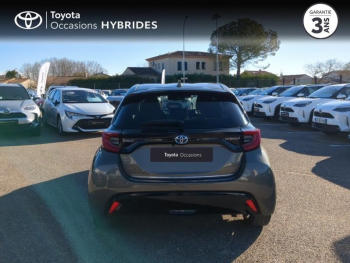 Photo 4 du bon plan TOYOTA Yaris 116h Iconic 5p occasion à 16990 €