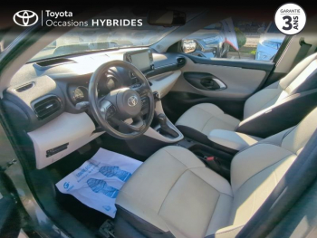 Photo 11 du bon plan TOYOTA Yaris 116h Iconic 5p occasion à 16990 €