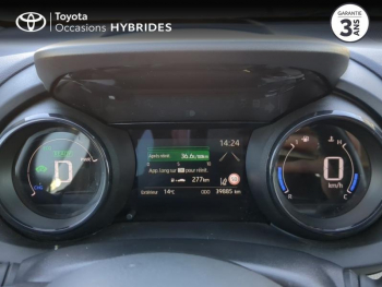 Photo 14 du bon plan TOYOTA Yaris 116h Iconic 5p occasion à 16990 €