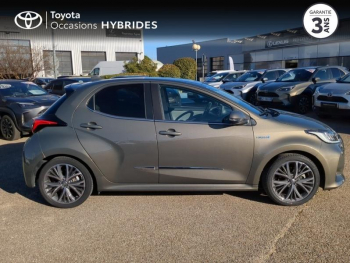 Photo 17 du bon plan TOYOTA Yaris 116h Iconic 5p occasion à 16990 €