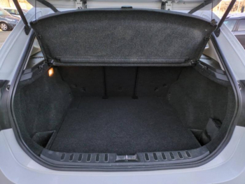 Photo 13 du bon plan BMW X1 sDrive18dA 143ch Lounge occasion à 12000 €