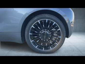 Photo 7 du bon plan FIAT 500 e 118ch La Prima MY23 occasion à 18900 €