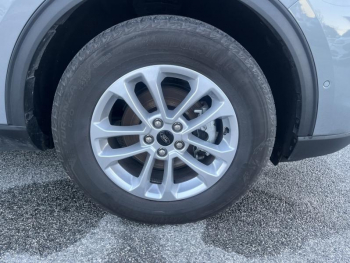 Photo 6 du bon plan FORD Kuga 2.5 Duratec 180ch Hybrid FlexiFuel Titanium Powershift occasion à 29870 €