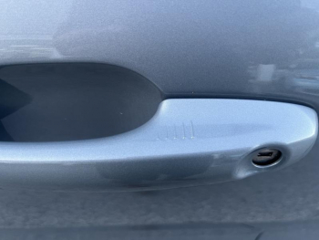 Photo 21 du bon plan FORD Kuga 2.5 Duratec 180ch Hybrid FlexiFuel Titanium Powershift occasion à 29870 €