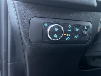 Photo 24 du bon plan FORD Kuga 2.5 Duratec 180ch Hybrid FlexiFuel Titanium Powershift occasion à 29870 €