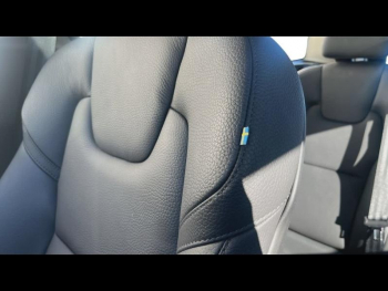 Photo 23 du bon plan VOLVO XC60 T6 Hybride Rechargeable 253 + 145ch Plus Style Dark Geartronic 8 AWD occasion à 51900 €
