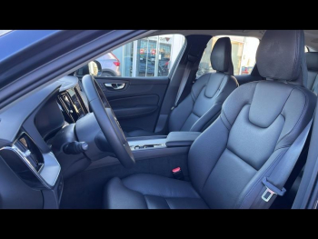 Photo 4 du bon plan VOLVO XC60 T6 Hybride Rechargeable 253 + 145ch Ultra Style Dark Geartronic 8 AWD occasion à 55690 €