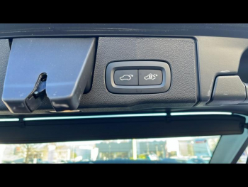 Photo 7 du bon plan VOLVO XC60 T6 Hybride Rechargeable 253 + 145ch Ultra Style Dark Geartronic 8 AWD occasion à 55690 €